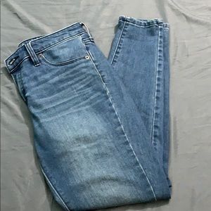 Universal Thread Mid Rise Jegging Size 8/29s